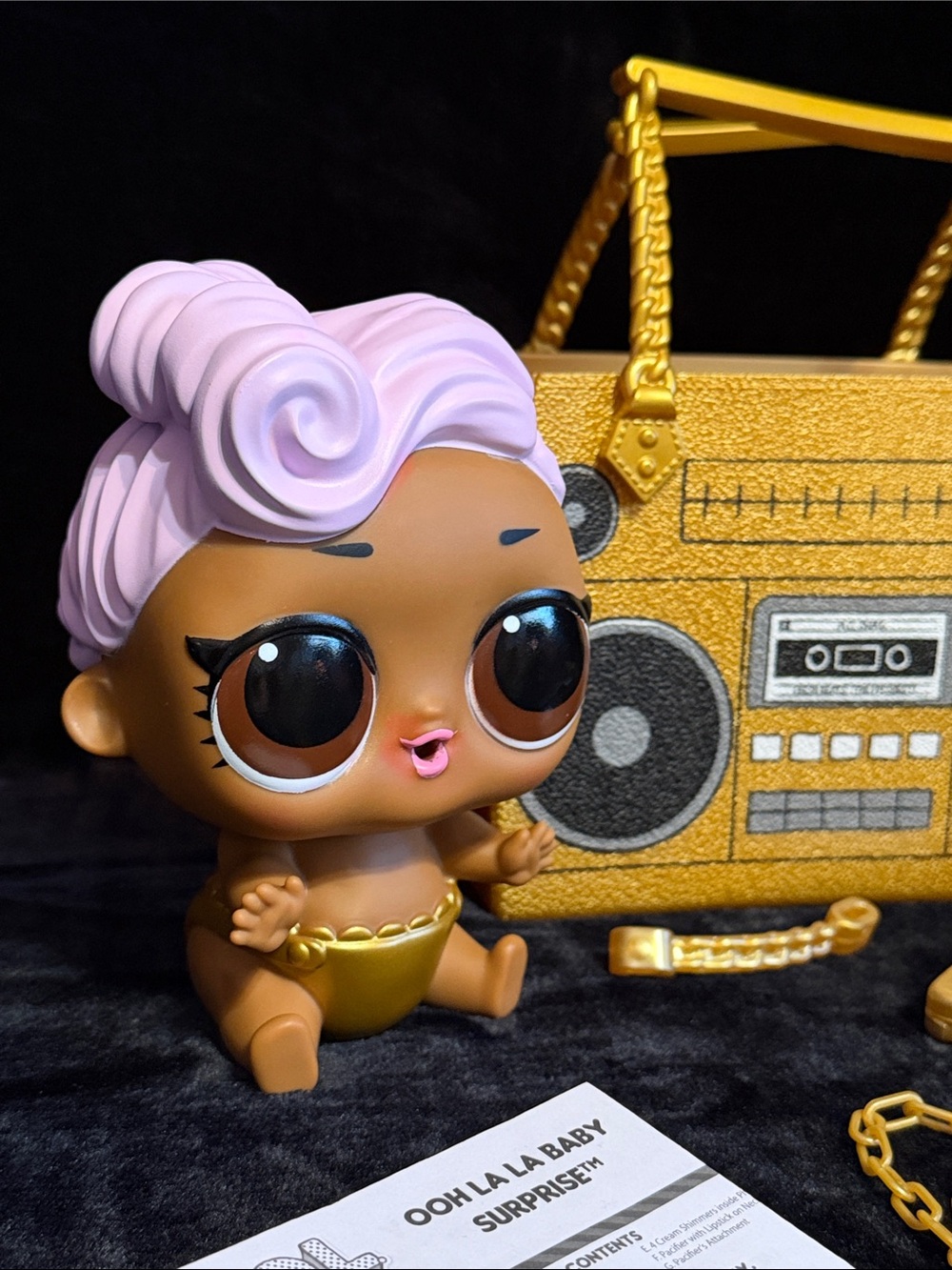L.O.L. Surprise! Ooh La La
Baby Surprise Lil DJ Doll with Bag & Accessories - Picture 3 of 14